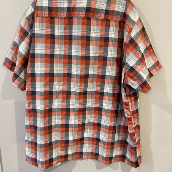 Eddie Bauer Lot of 2 Shirts Men 2XL Hiking Lightweight Pockets Button Up Nylon - Picture 6 of 6